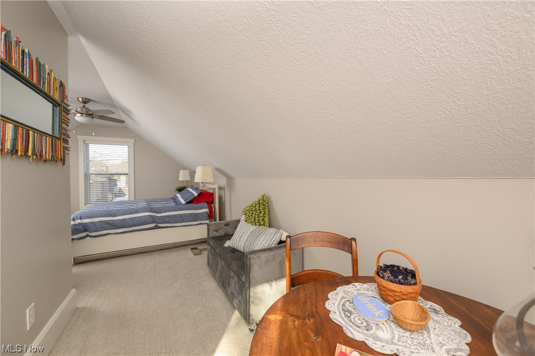 Willowdale Lake - Residential