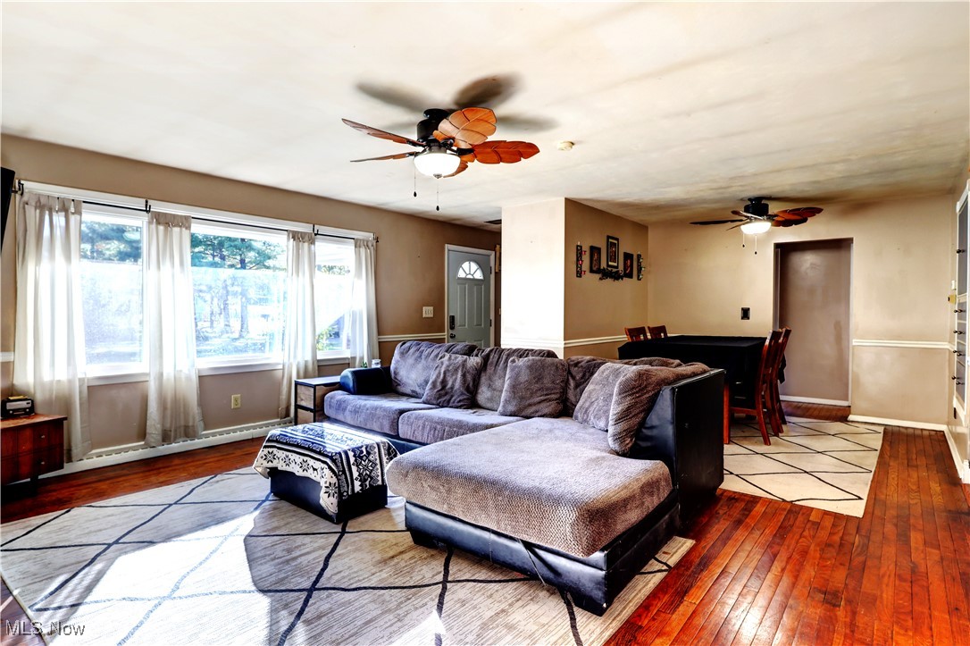 Wellington, Ohio 44090, United States, 3 Bedrooms Bedrooms, ,2 BathroomsBathrooms,Residential,Active,229669