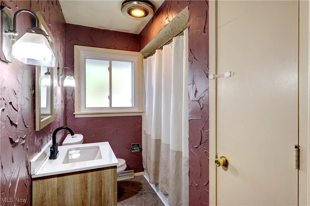 Wellington, Ohio 44090, United States, 3 Bedrooms Bedrooms, ,2 BathroomsBathrooms,Residential,Active,229669