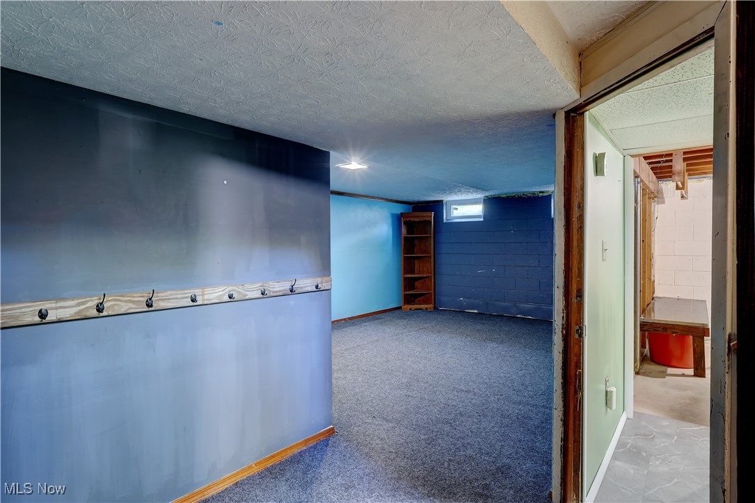 Wellington, Ohio 44090, United States, 3 Bedrooms Bedrooms, ,2 BathroomsBathrooms,Residential,Active,229669