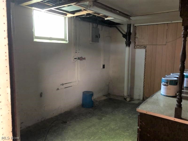 Crestwood - Residential