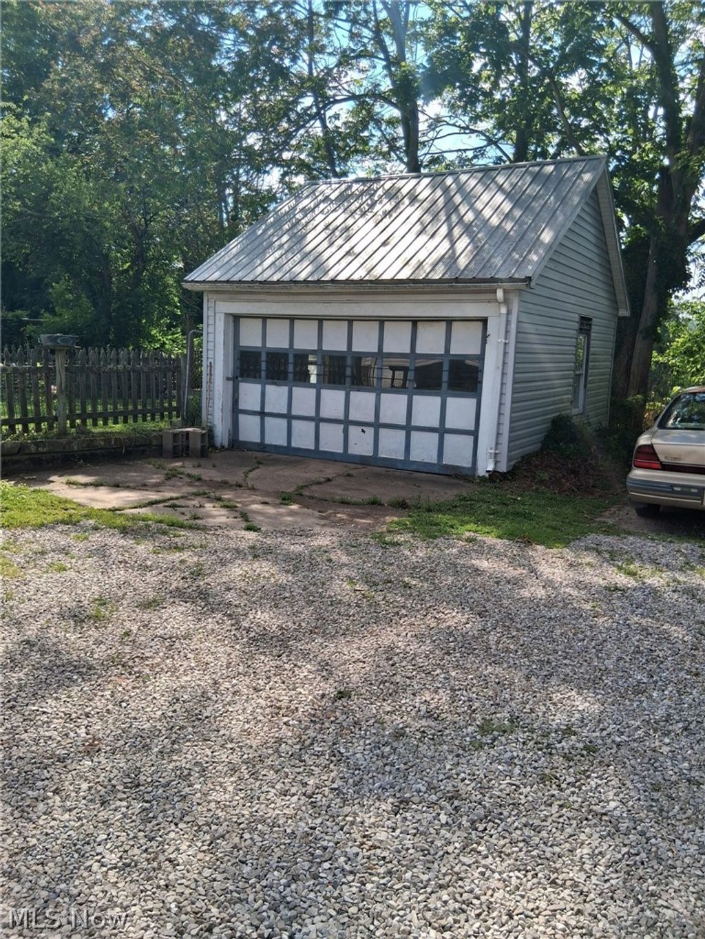 Photo of 329 Muskingum Drive DR, Marietta, OH 45750 (MLS # 5211620)