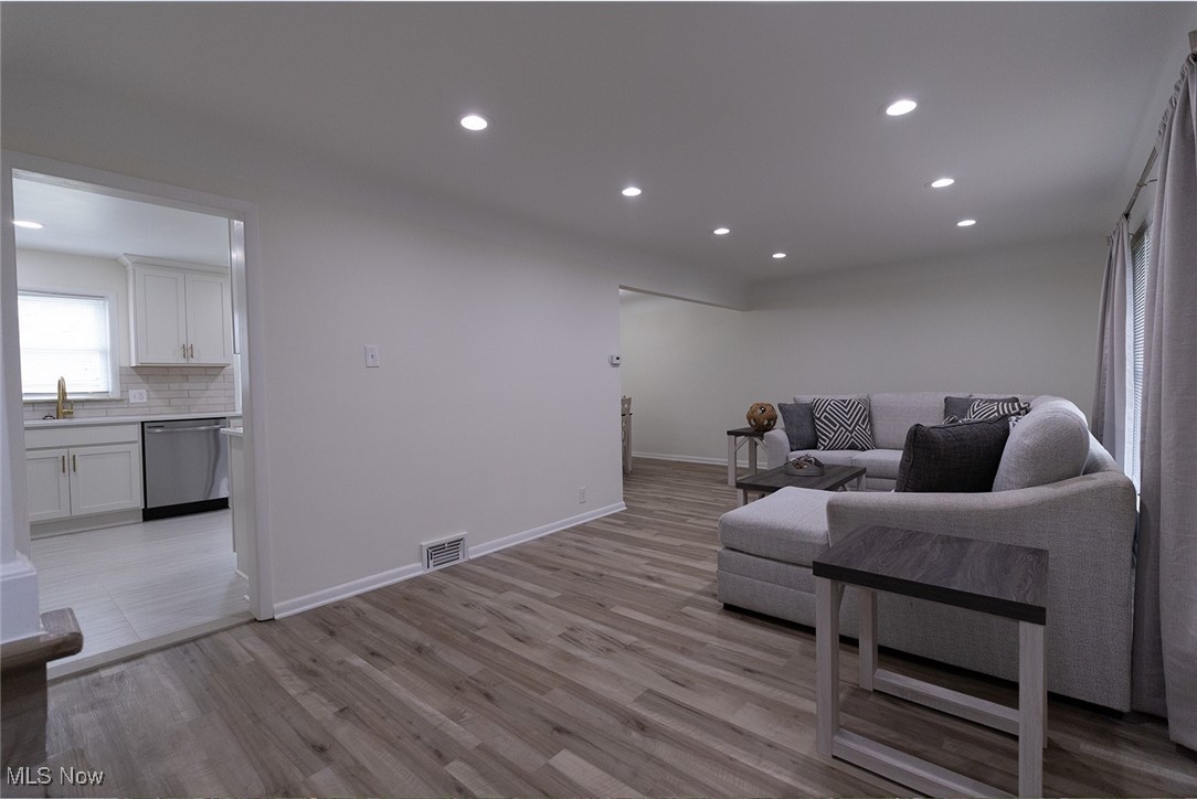 Rapid Transit Land Sales Compa - Residential