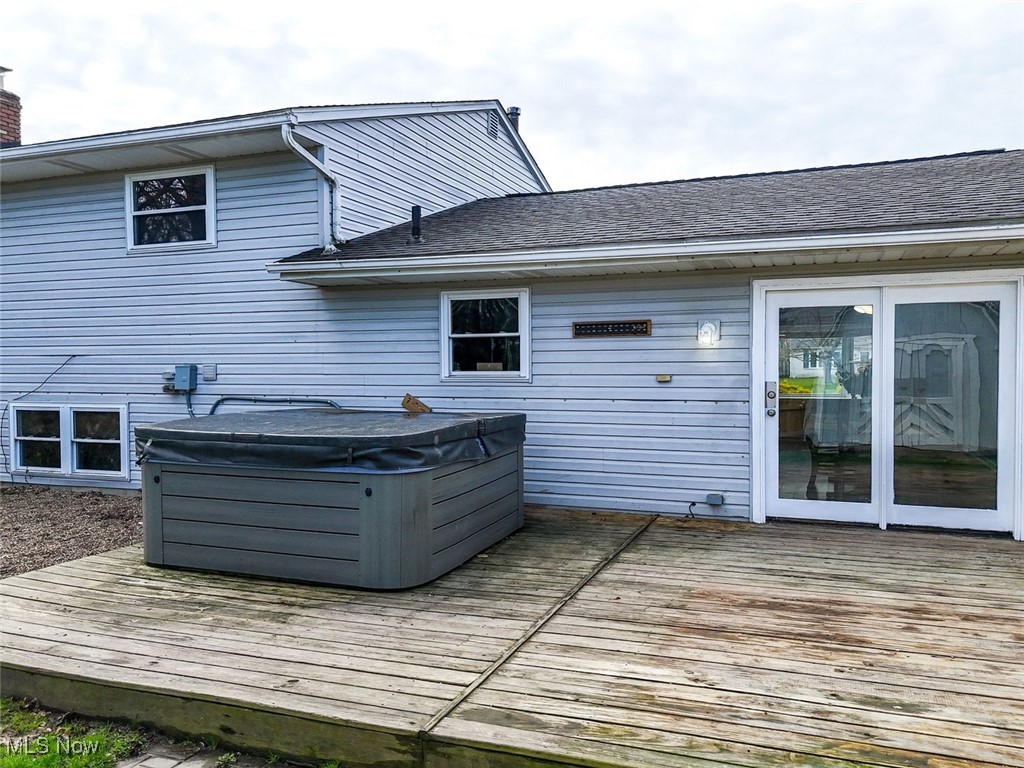 644 University Avenue, Elyria, Ohio image 32