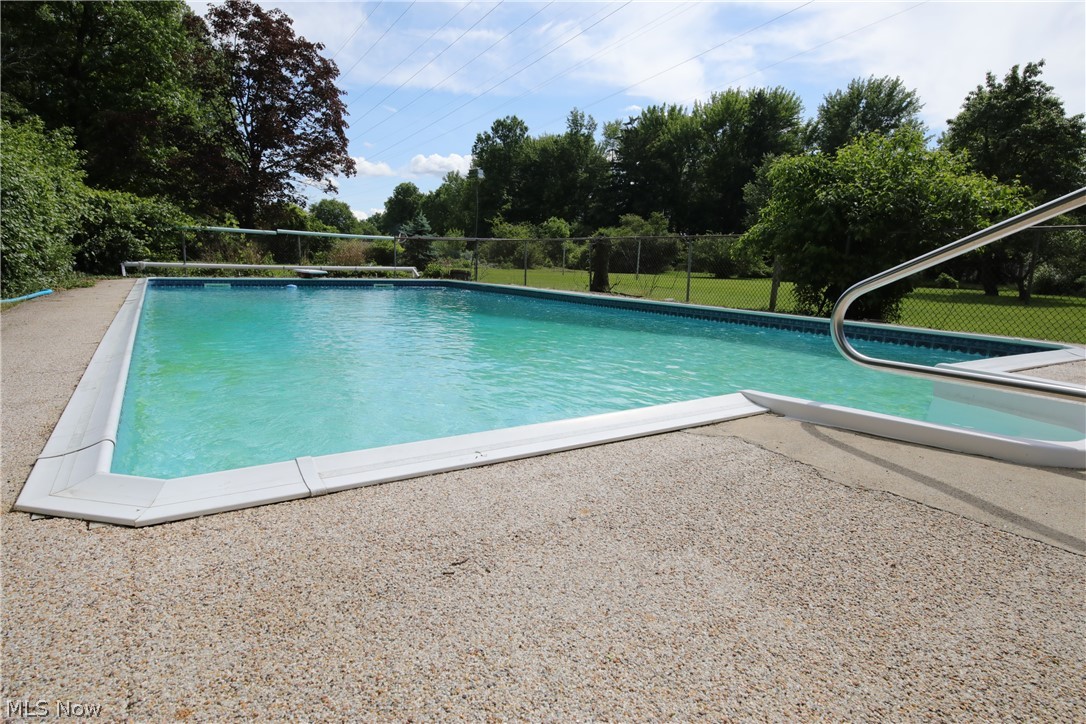 Kew Gardens 03 - Residential