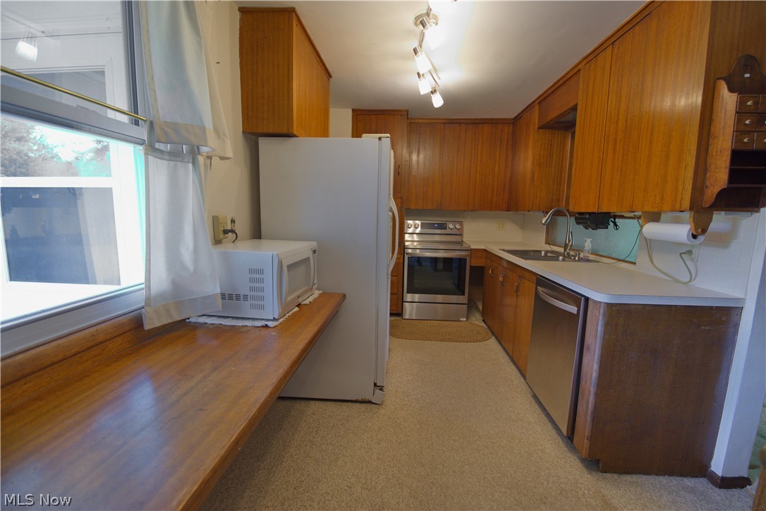 Kew Gardens 03 - Residential