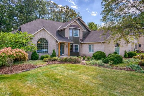 8532 Timber Trail, Brecksville, OH 44141 - #: 5153040