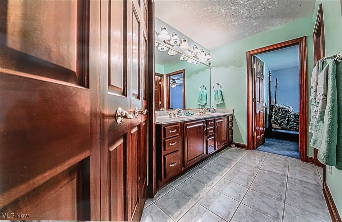 6419 S Rim Circle, Valley City, Ohio image 42