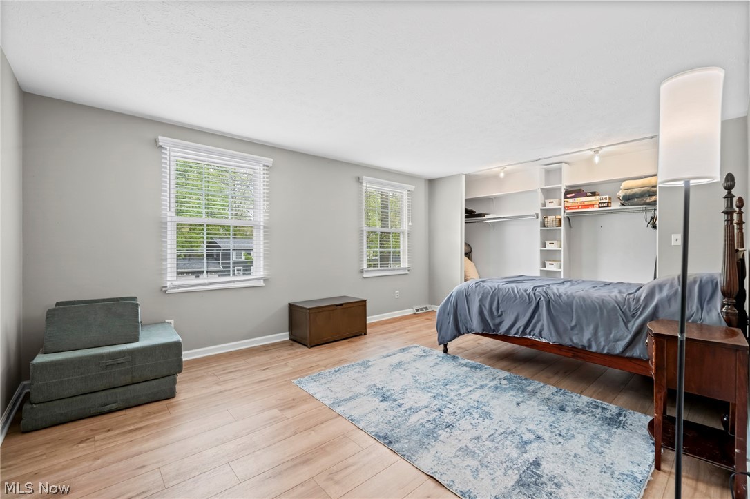 Falling Oaks - Residential
