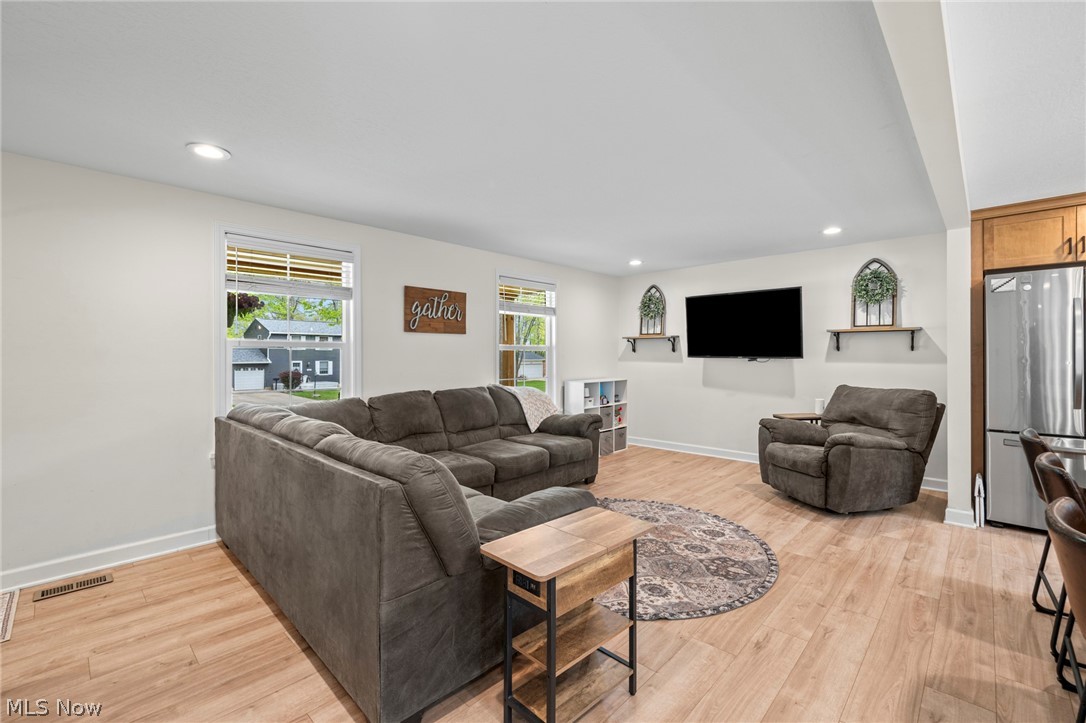 Falling Oaks - Residential