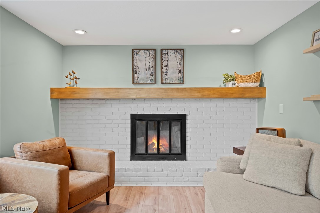 Falling Oaks - Residential