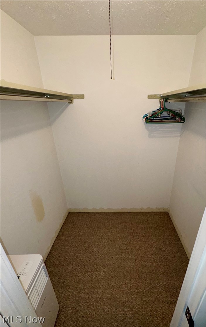 Woods/Brecksville Condo - Residential