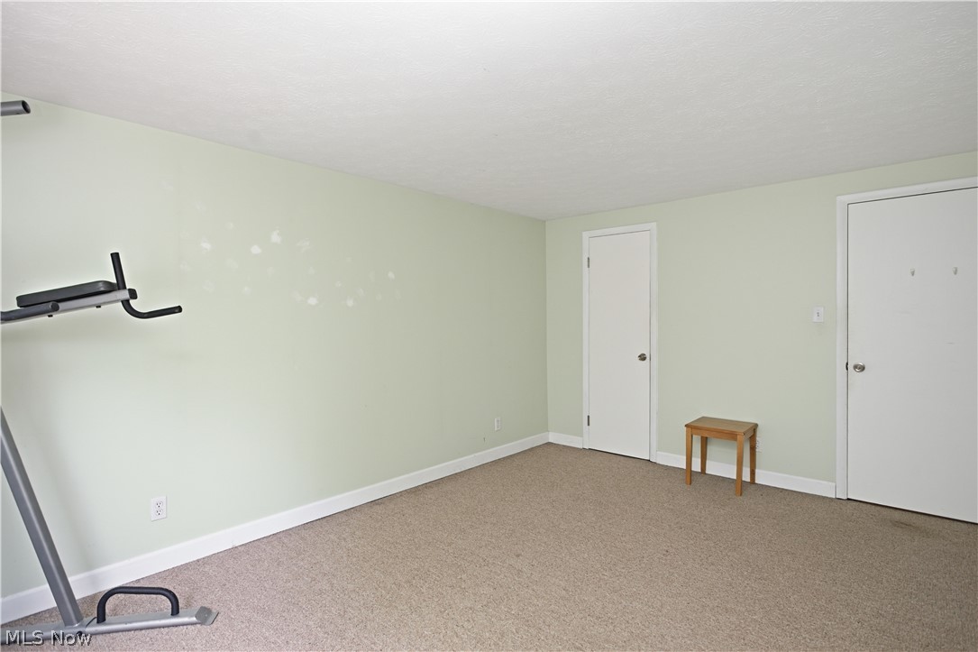 Woods/Brecksville Condo - Residential