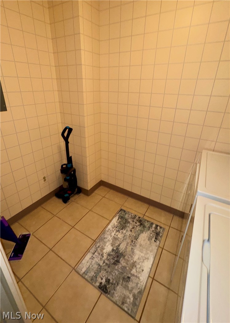 Woods/Brecksville Condo - Residential
