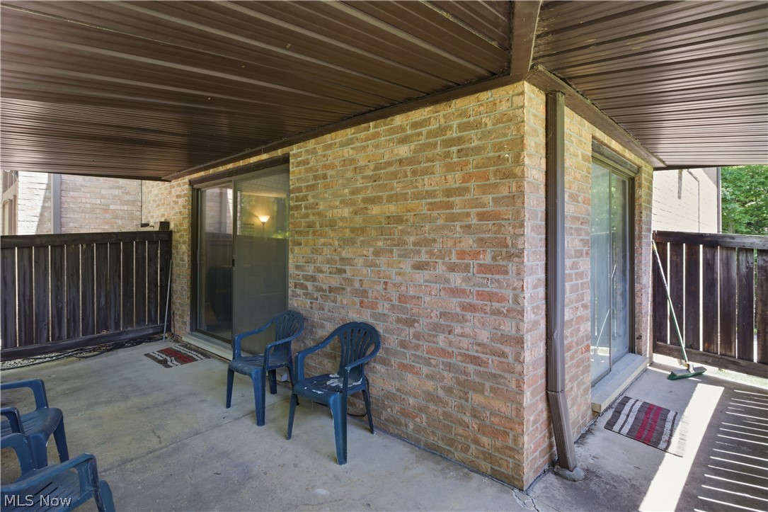 Woods/Brecksville Condo - Residential