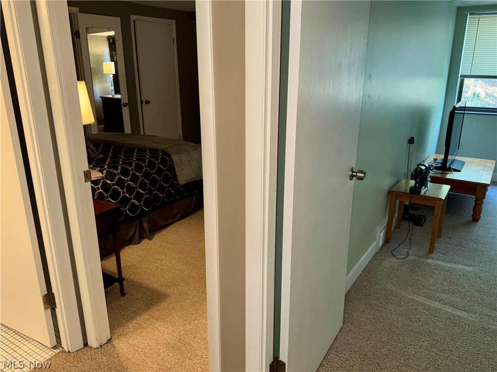 Woods/Brecksville Condo - Residential