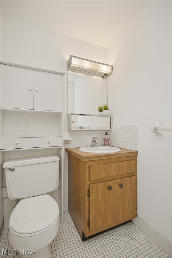 Woods/Brecksville Condo - Residential