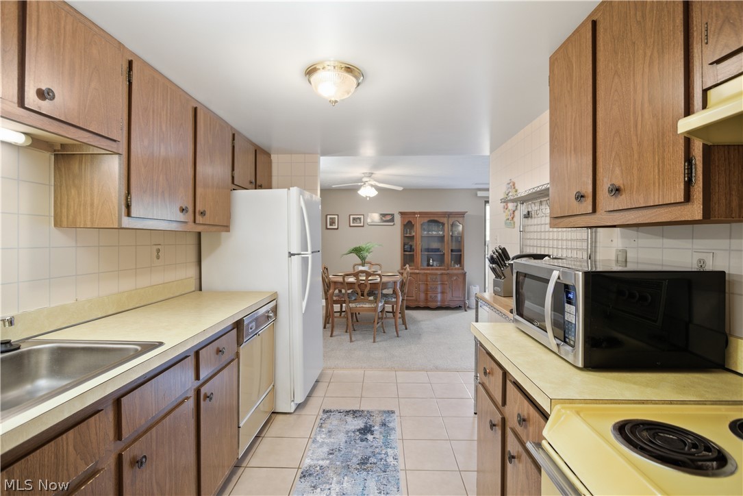Woods/Brecksville Condo - Residential