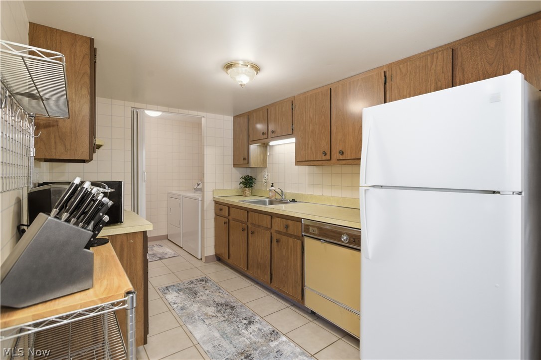 Woods/Brecksville Condo - Residential