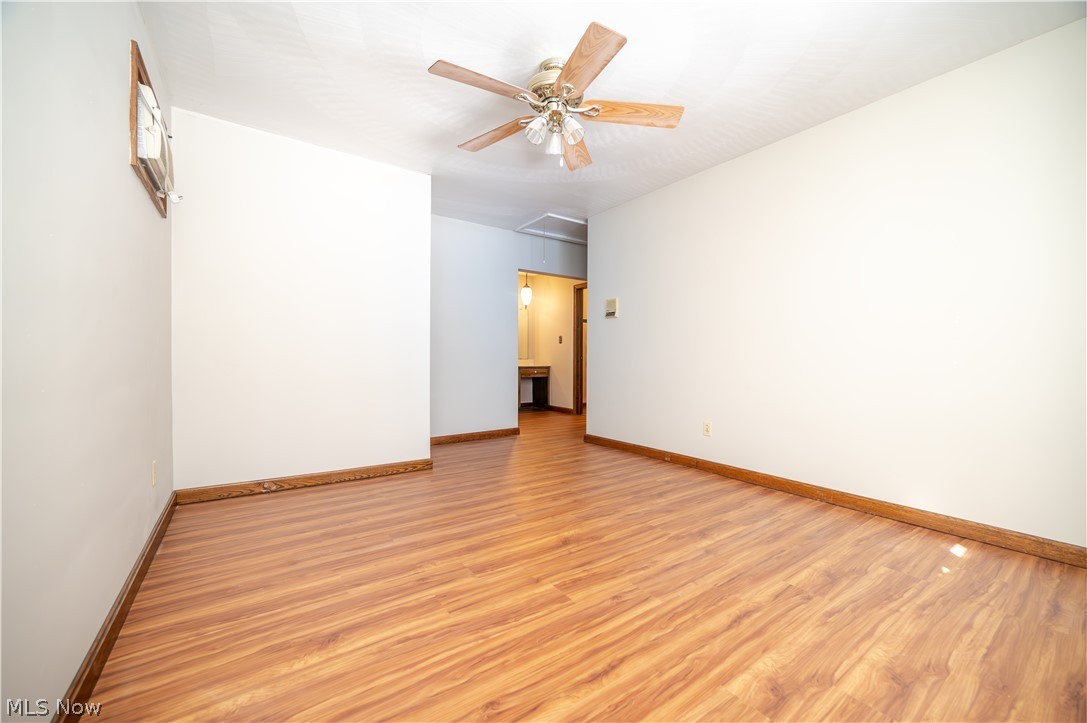 Whispering Pines 01 - Residential