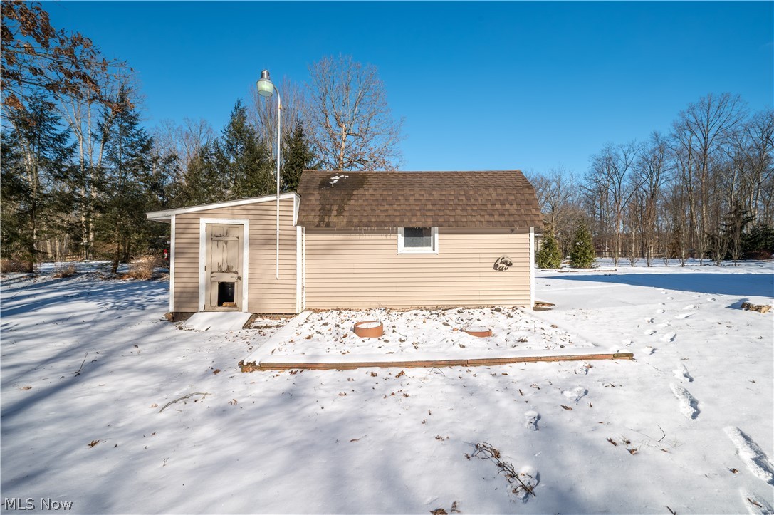 Whispering Pines 01 - Residential