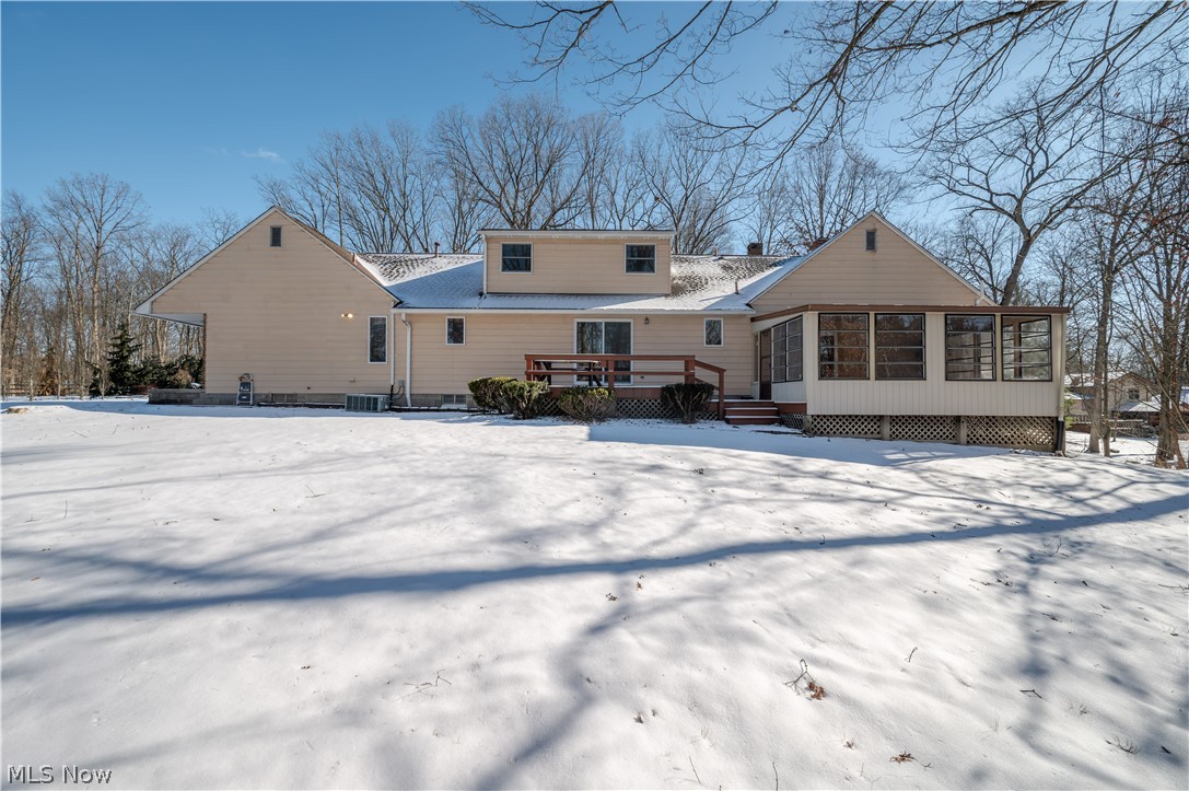 Whispering Pines 01 - Residential