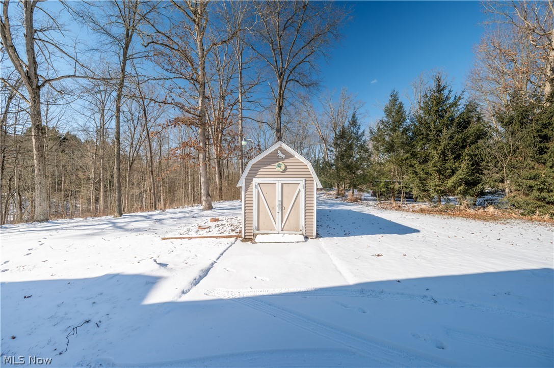 Whispering Pines 01 - Residential