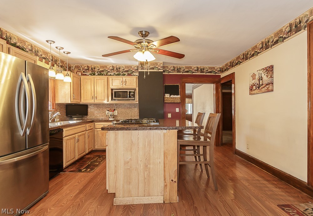 Moffett - Residential