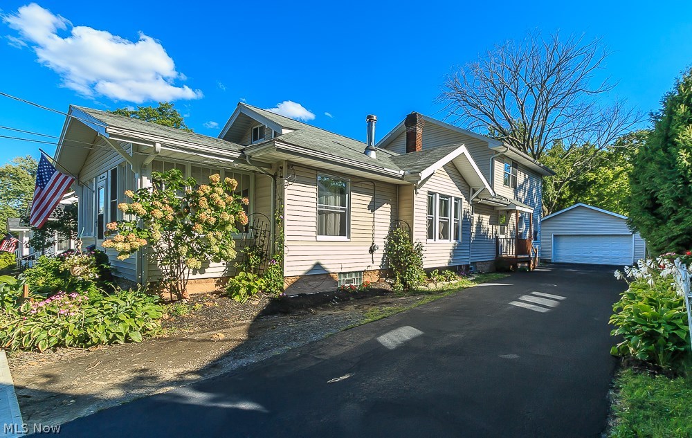 Moffett - Residential