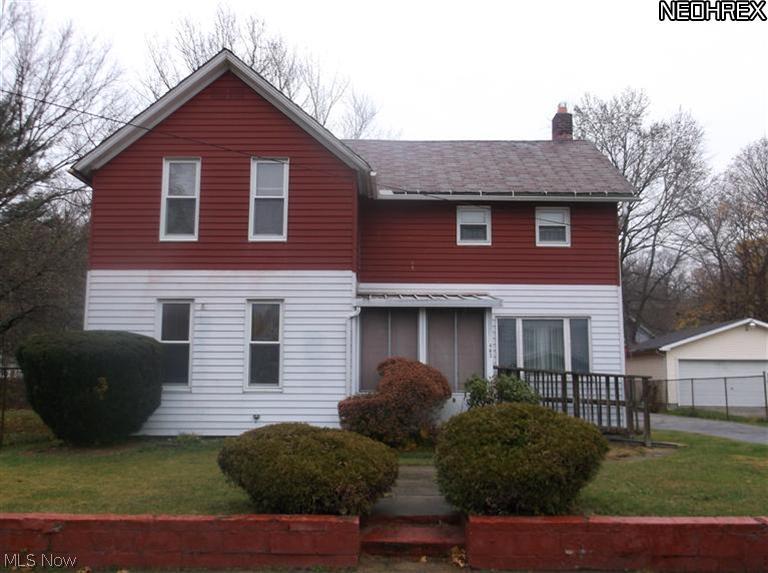 Seller accepting all offers. Huge 4 bedroom home with 3 full baths and a finished basement. This home features a master bedroom and full bath on the first floor. The finished basement with full bath would serve well as a family room.Eat in kitchen and dining room. This house is waiting your personal touch to make it a home. A must see. Call today.