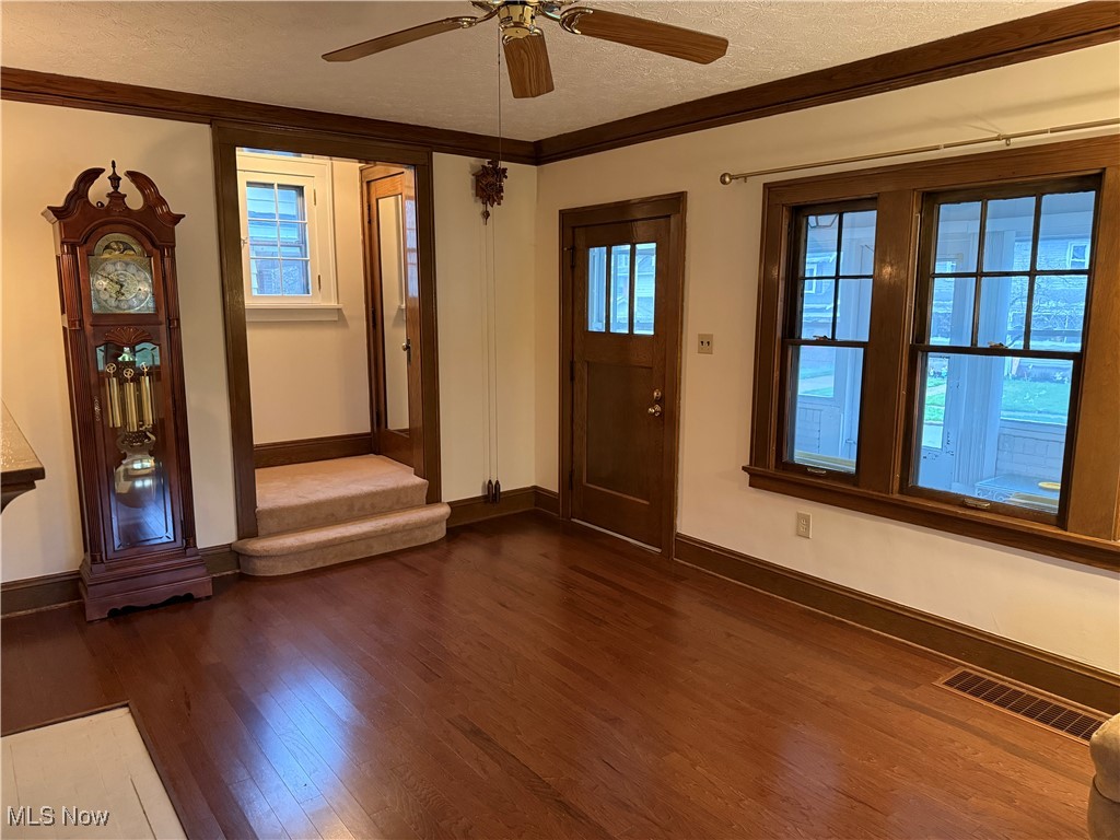 2504 Whitelaw Street, Cuyahoga Falls, Ohio image 13
