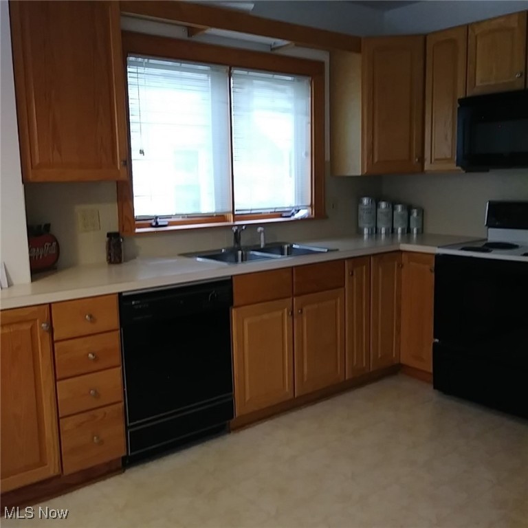 2504 Whitelaw Street, Cuyahoga Falls, Ohio image 11