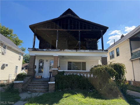 Multifamily For Sale - 2095 Bunts Road<br/> Lakewood, OH 44107