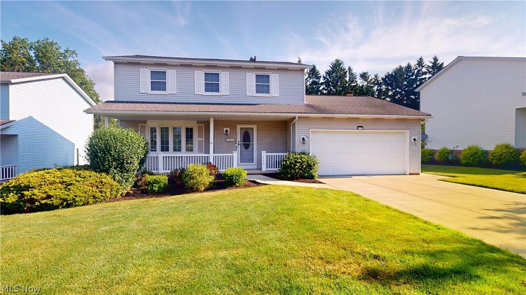 Photo of 7420 Royalview Drive, Parma, OH 44129 (MLS # 5213047)