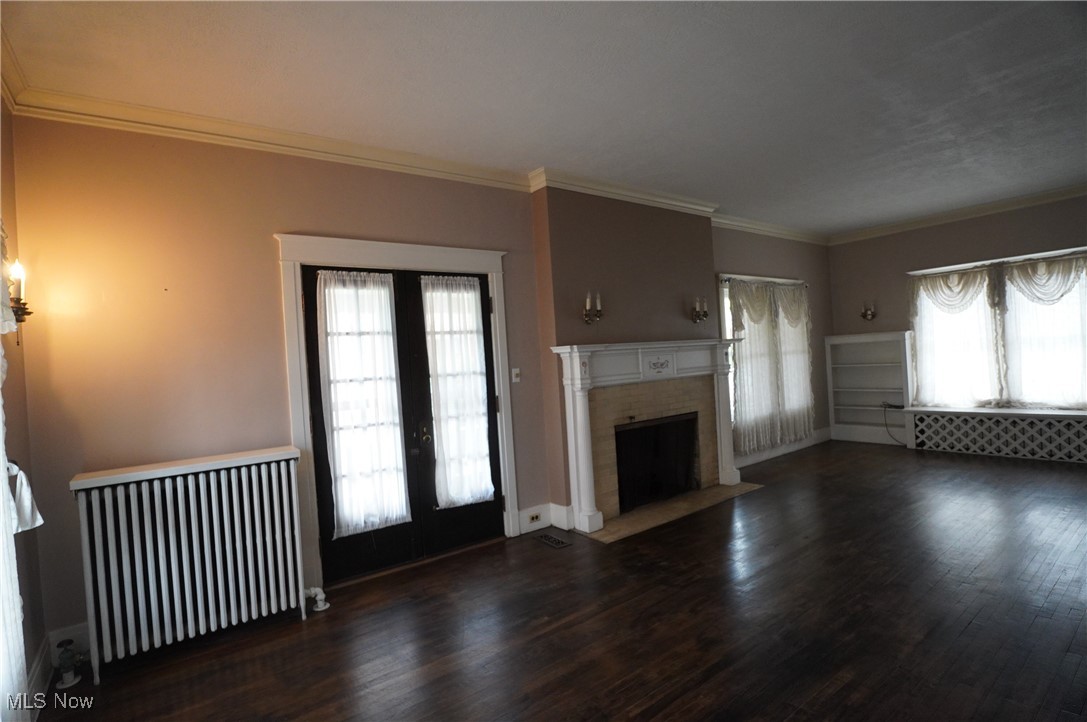 519 E Lincoln Way