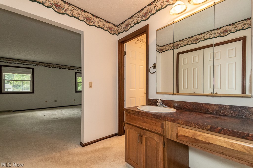 Hallworth Manor Estates 02 - Residential