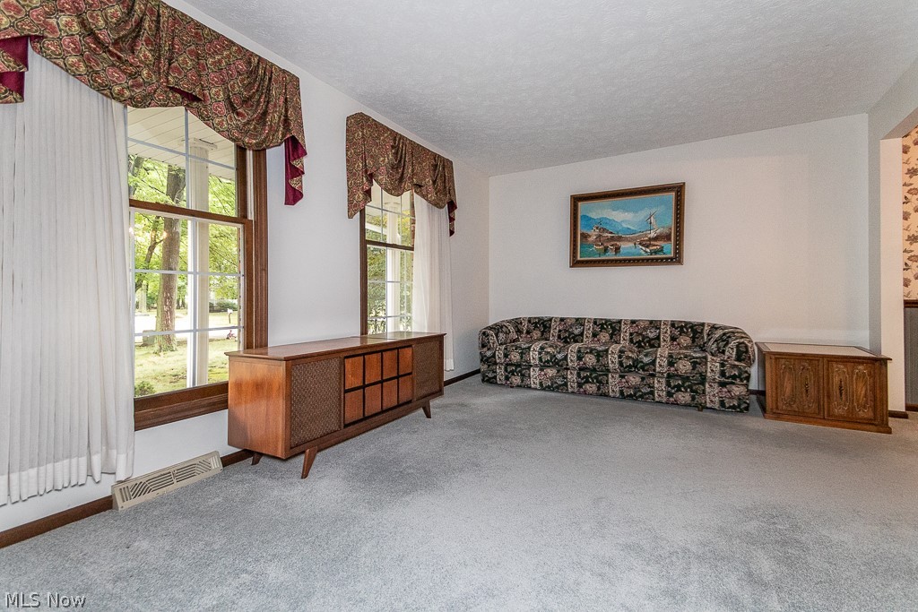 Hallworth Manor Estates 02 - Residential