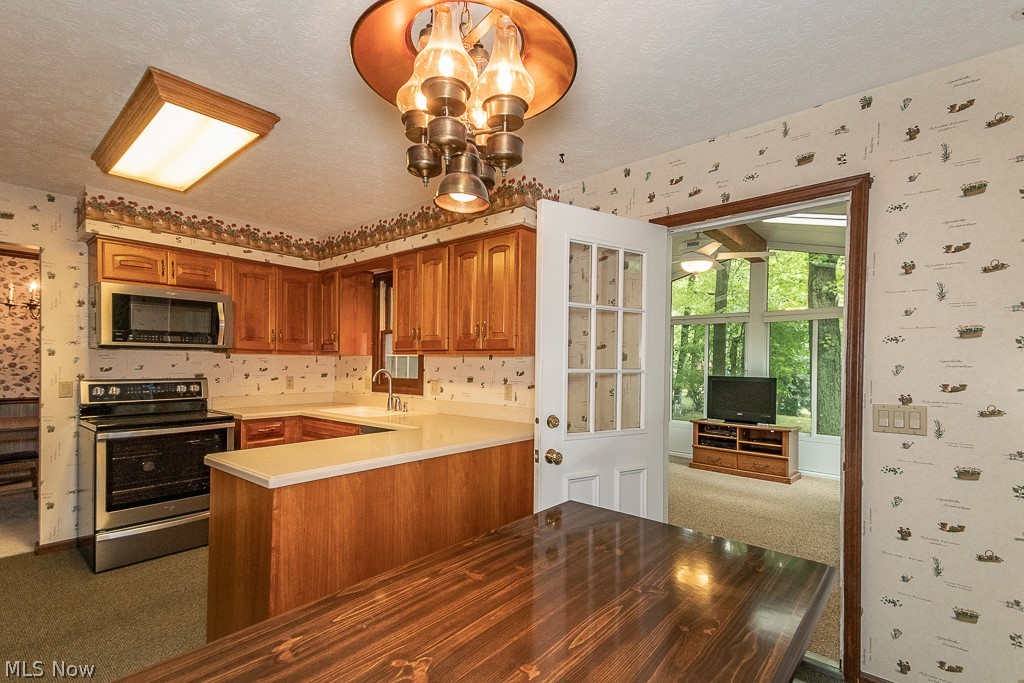 Hallworth Manor Estates 02 - Residential