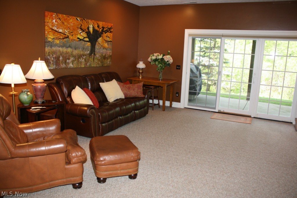 Chagrin Knolls - Residential