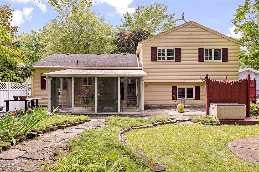 Sherwood Forest 02 - Residential