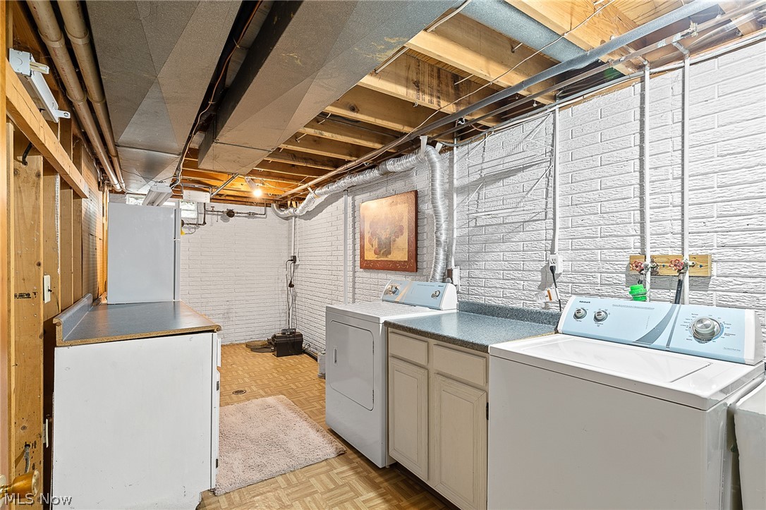 Sherwood Forest 02 - Residential