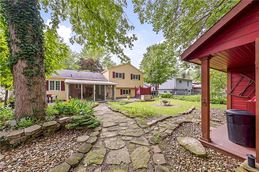 Sherwood Forest 02 - Residential