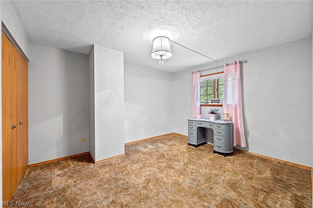 Sherwood Forest 02 - Residential