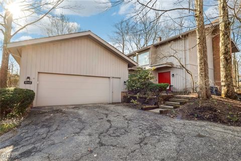 674-9 Fairington Lane, Aurora, OH 44202 - MLS#: 5108226