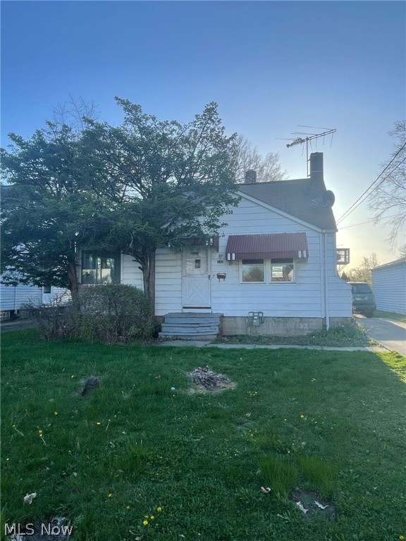 Bungalow - Residential