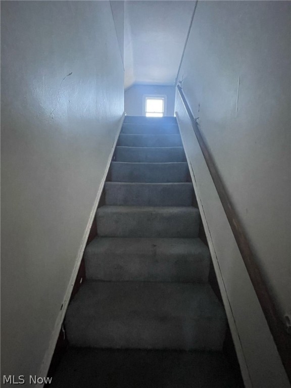 Bungalow - Residential