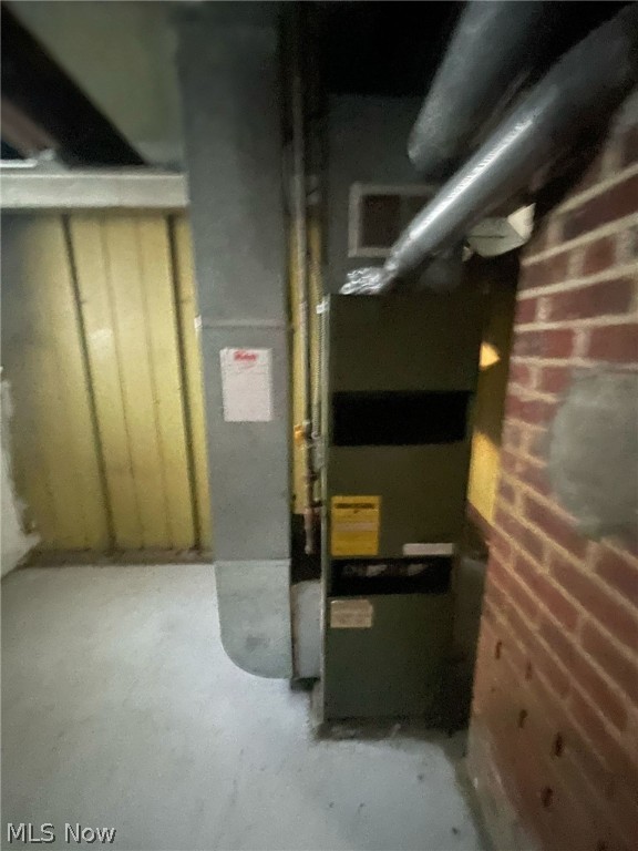 Bungalow - Residential