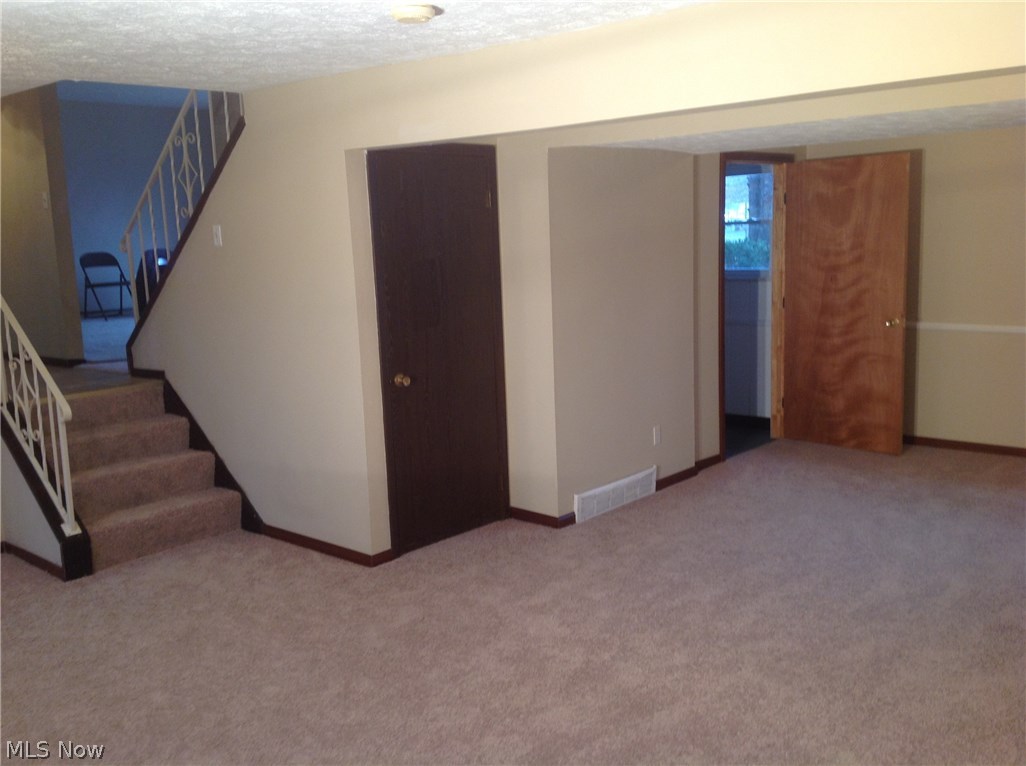 Hallworth Manor Estates 01 - Residential