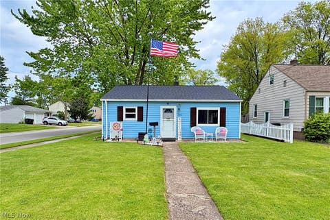Homes For Sale - 700 Clark Street<br/> Elyria, OH 44035