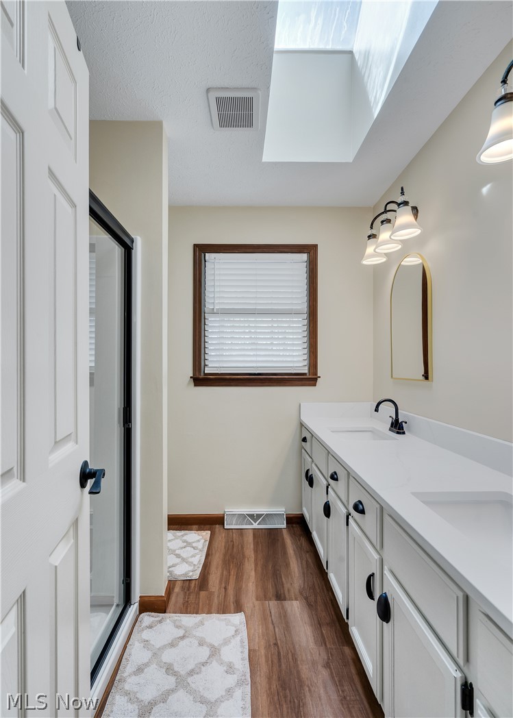 Mount Vernon Woods #9 - Residential